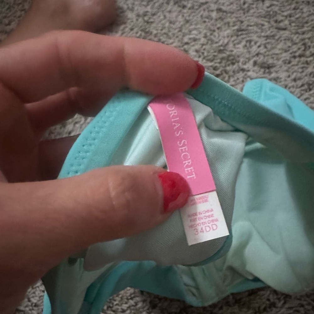 Victoria's Secret Turquoise Bikini Top - Picture 3 of 3